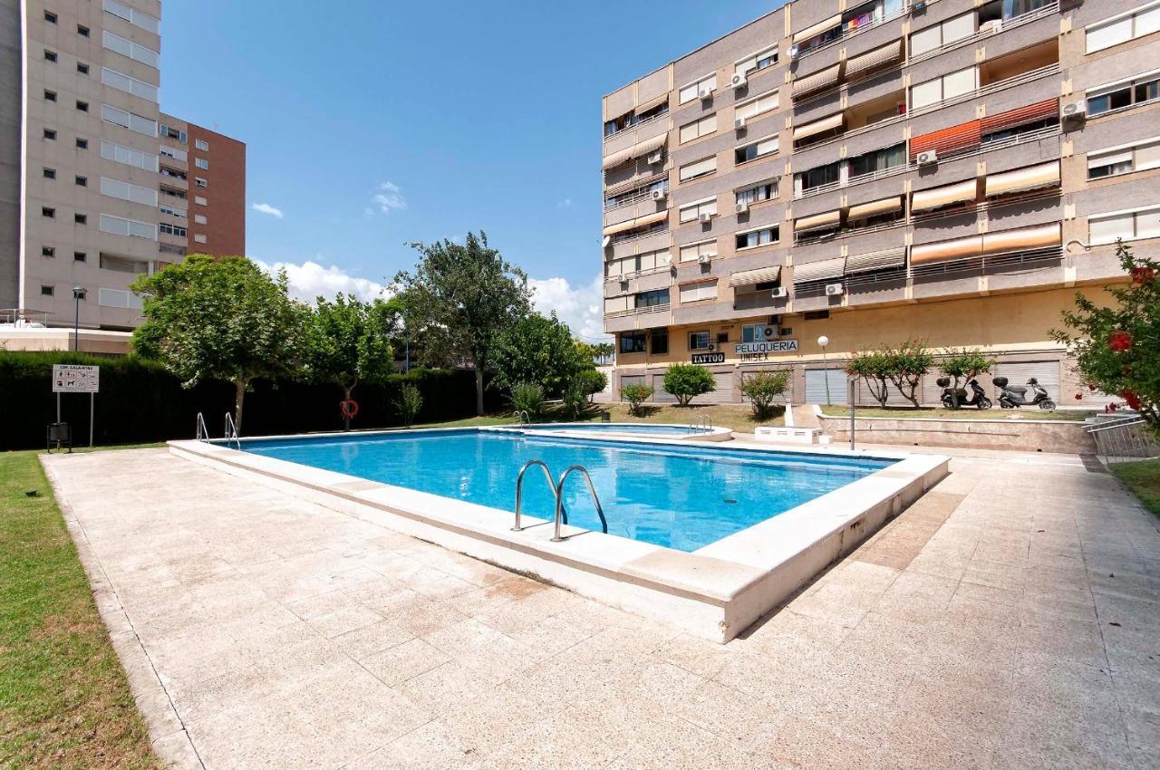 Ferienwohnung Atico Con Enorme Terraza Y Chill Out Particular Benidorm Exterior foto
